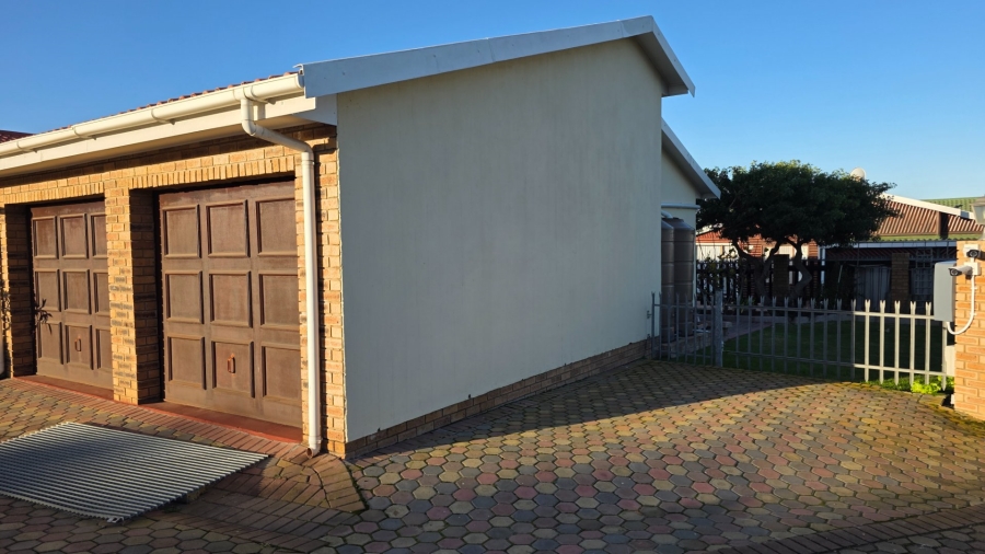 2 Bedroom Property for Sale in Fonteine Park Western Cape